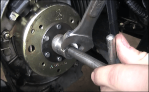 [Image: Remplacer-un-volant-GY6-13-300x18511.png]